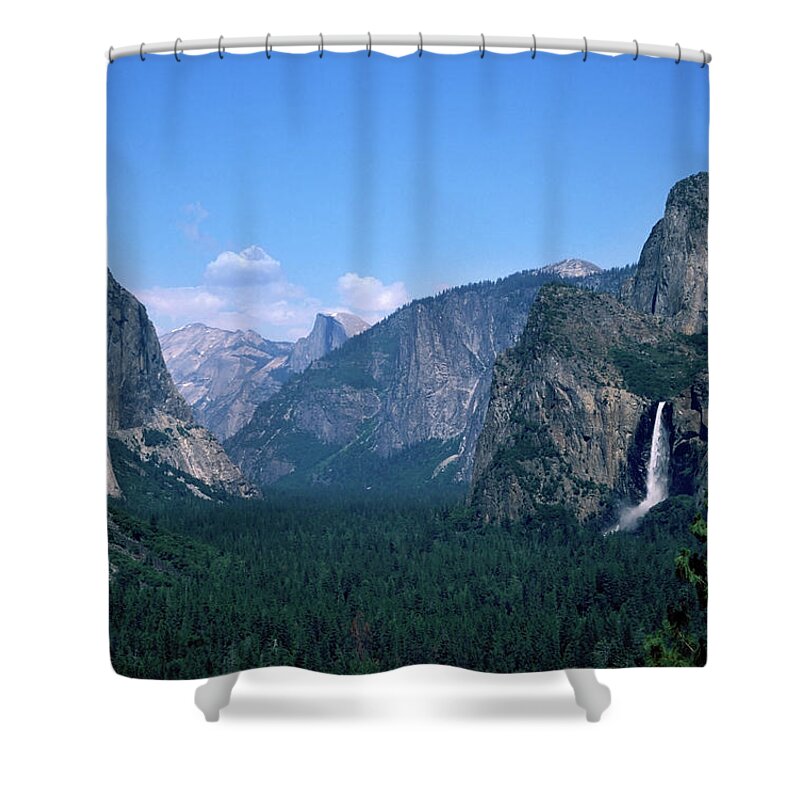 Scenics Shower Curtain featuring the photograph Yosemite Valley From Tunnel View by Yenwen