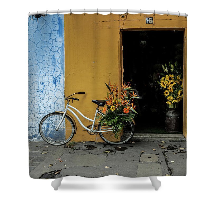 Antigua Shower Curtain featuring the photograph Streets of Antigua by Leslie Struxness