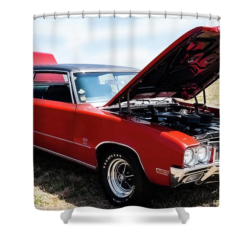 1970 Buick Gs 455 Shower Curtain featuring the photograph 1970 Buick GS 455 -001 by Flees Photos