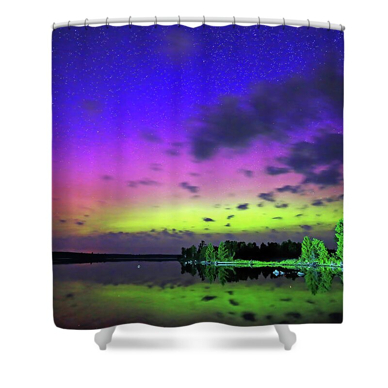 Northern Lights Shower Curtain featuring the photograph Northern Lights over Boulder Lake #4 by Shixing Wen