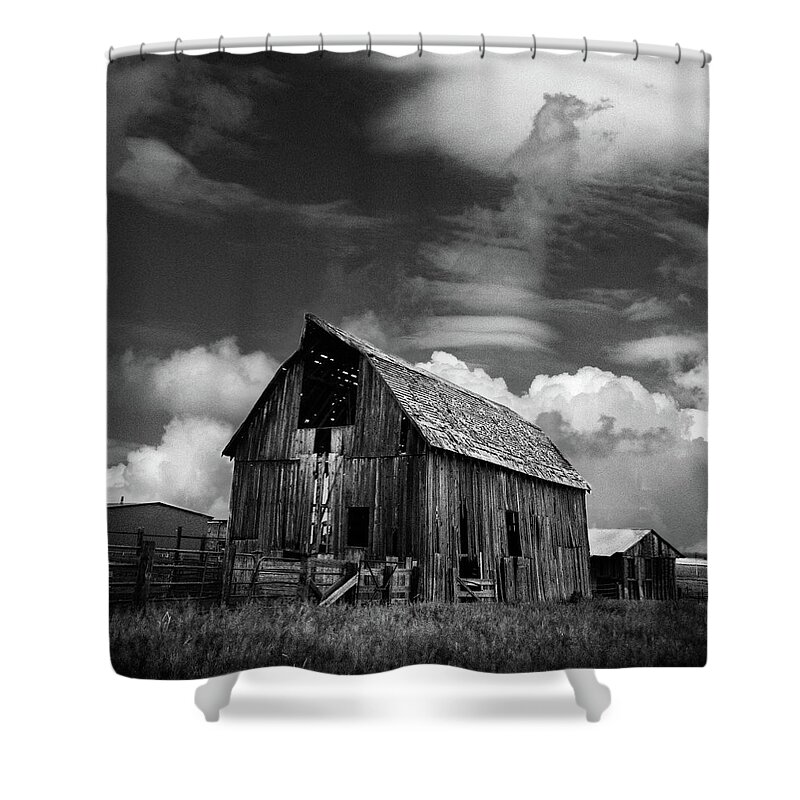 Landscape Shower Curtain featuring the photograph Barn in America by WonderlustPictures By Tommaso Boddi