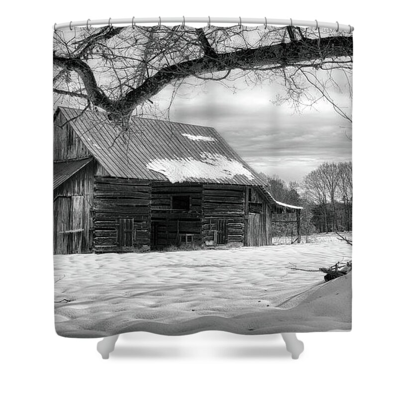 Snowscape Shower Curtain featuring the photograph Barn in Winter by Bryan Rierson