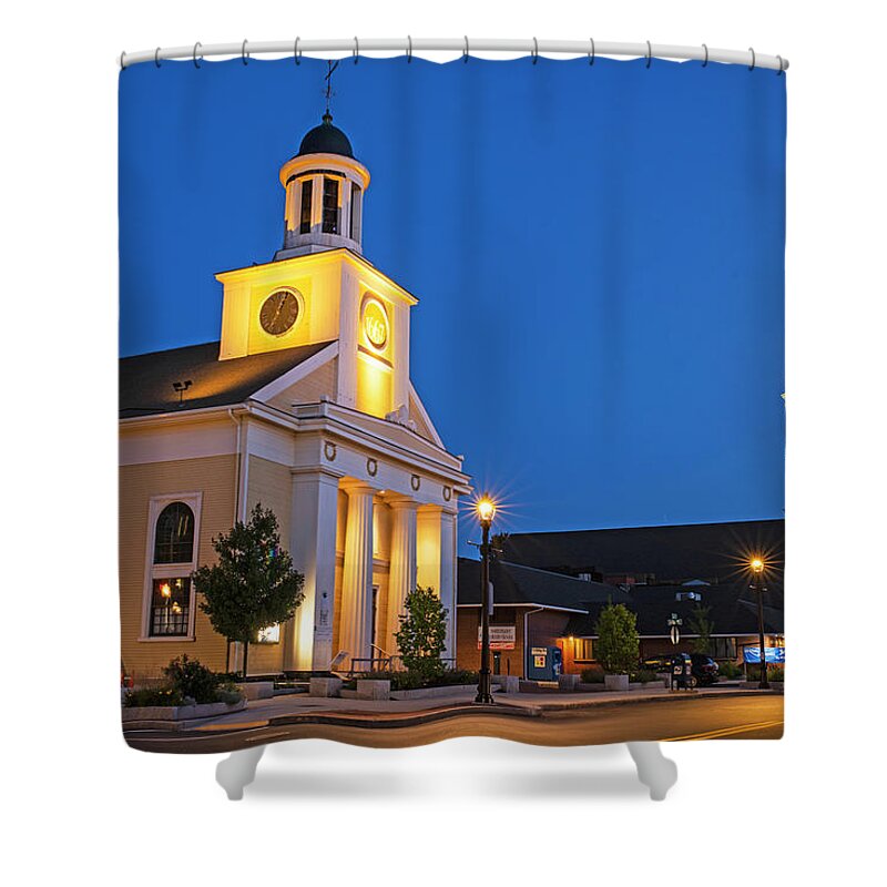Beverly Shower Curtain featuring the photograph Beverly Massachusetts First Parish Church Unitarian and First Baptist Church Cabot Street by Toby McGuire