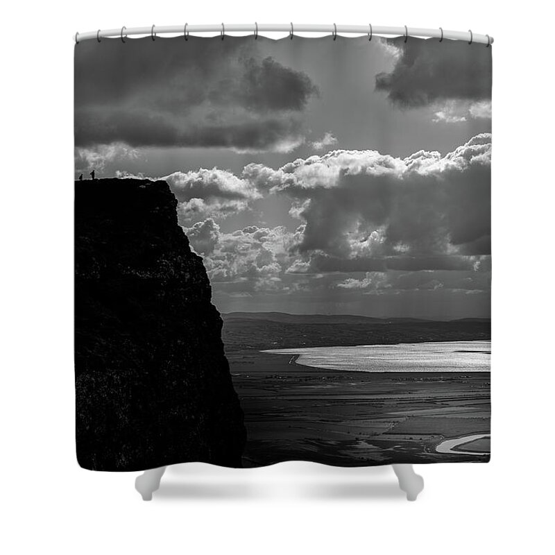 Binevenagh Shower Curtain featuring the photograph Binevenagh - Peak Viewing by Nigel R Bell