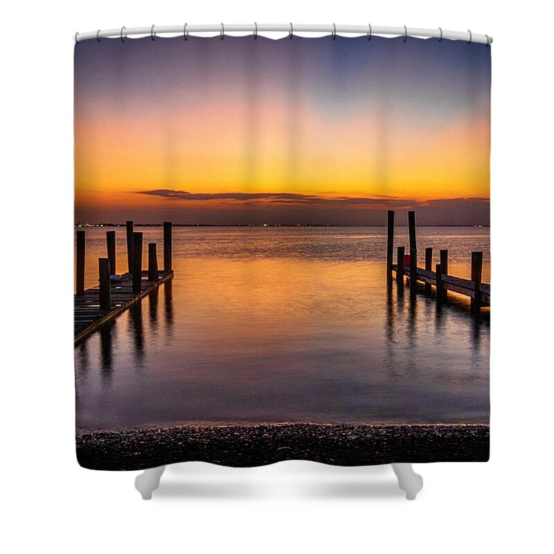 Sunset Shower Curtain featuring the photograph Bursting Evening Glow by Lisa Soots