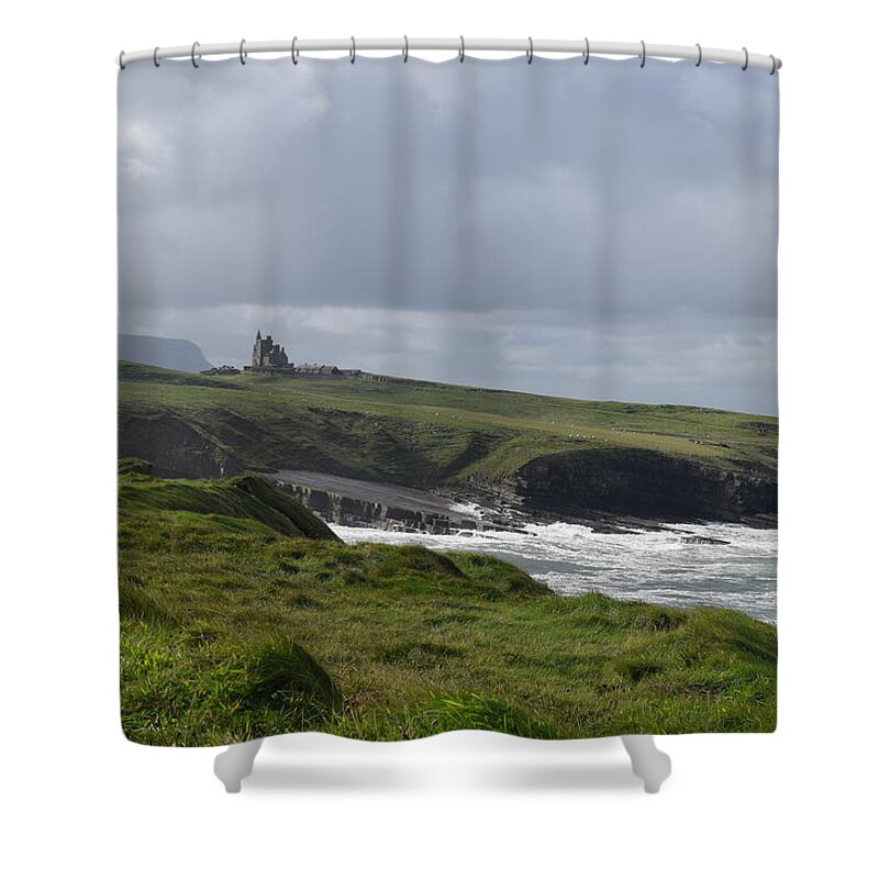 Ireland Shower Curtain featuring the photograph Classiebawn Castle by Curtis Krusie