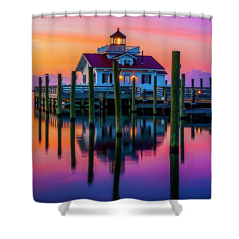 Manteo Shower Curtain featuring the photograph Daybreak at Manteo Lighthouse by Nick Zelinsky Jr