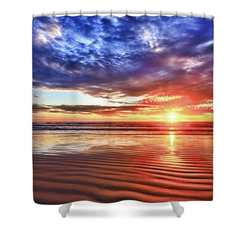 Winter Shower Curtain featuring the photograph Days End by Beth Sargent