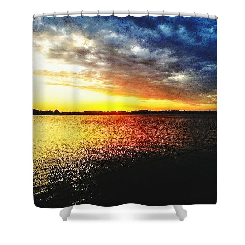 Water Shower Curtain featuring the photograph Deep beauty fishing by Shalane Poole