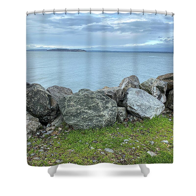 Park Shower Curtain featuring the photograph Edgewater beach park by Anamar Pictures