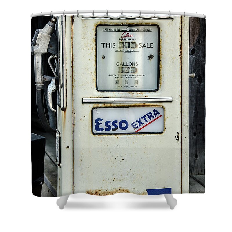 Old Gas Pump Shower Curtain featuring the photograph Esso Extra by Elaine Berger