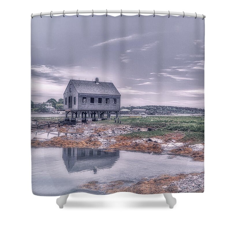 Cape Porpoise Shower Curtain featuring the photograph Fish House by Penny Polakoff