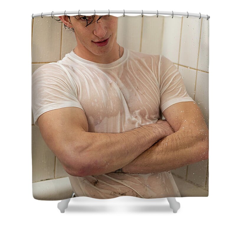 Jesse Shower Curtain featuring the photograph Jesse in the tub by Jim Whitley