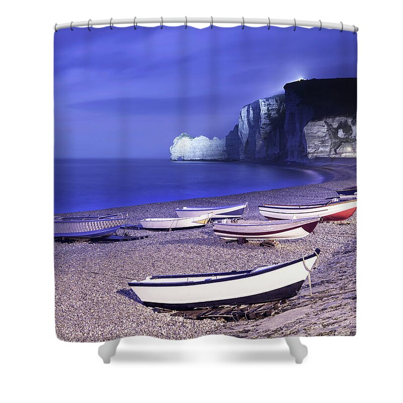 Etretat Shower Curtain featuring the photograph Night in Etretat by Stefano Orazzini