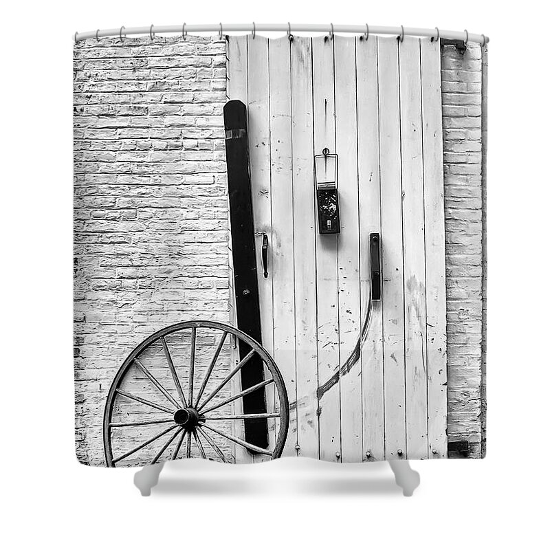 Barn Shower Curtain featuring the photograph Old Barn Door And Cartwheel by Gary Slawsky