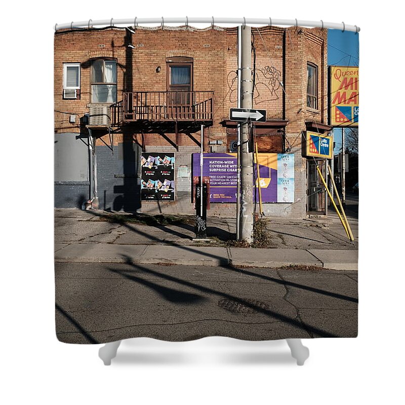 City Shower Curtain featuring the photograph Queen And Triller by Kreddible Trout
