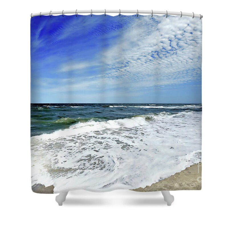 Ocean Beach Shower Curtain featuring the photograph Seashore Seafoam by Scott Cameron