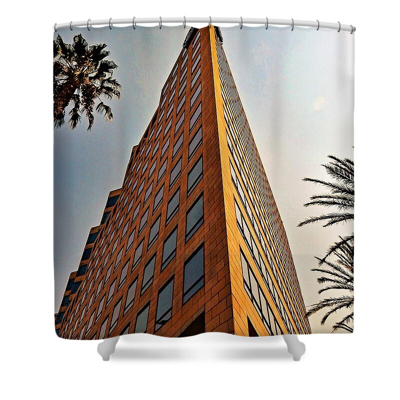 Building Shower Curtain featuring the photograph Sharp Building by Andrew Lawrence