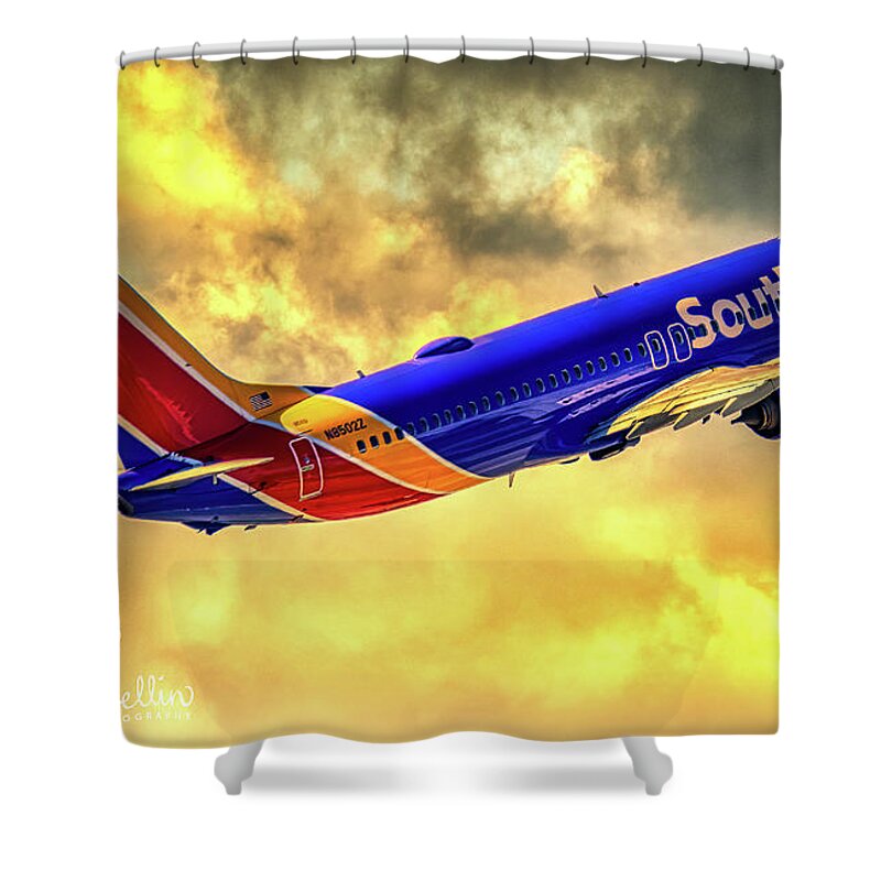 737-800 Shower Curtain featuring the photograph Southwest Climb Out by Frank Sellin