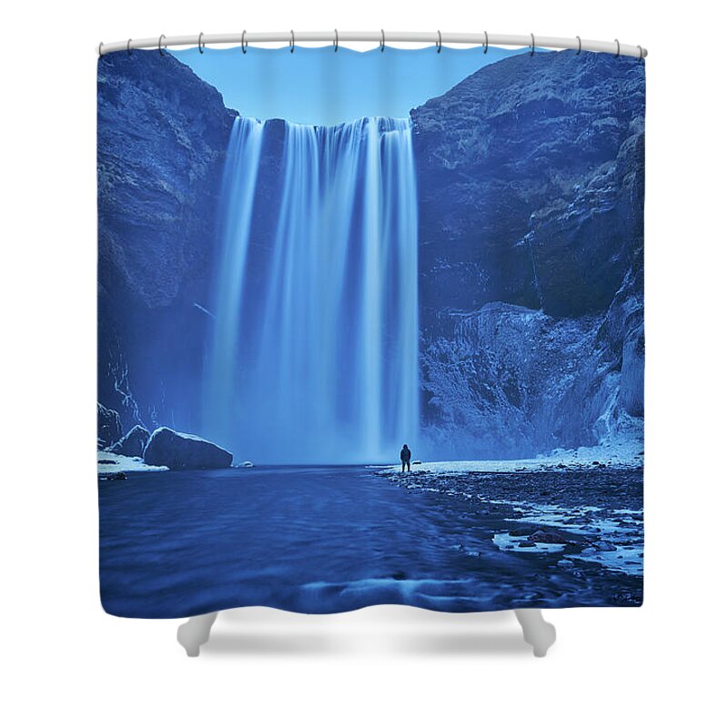 Skógarfoss Shower Curtain featuring the photograph Standing before the falls by Henry w Liu