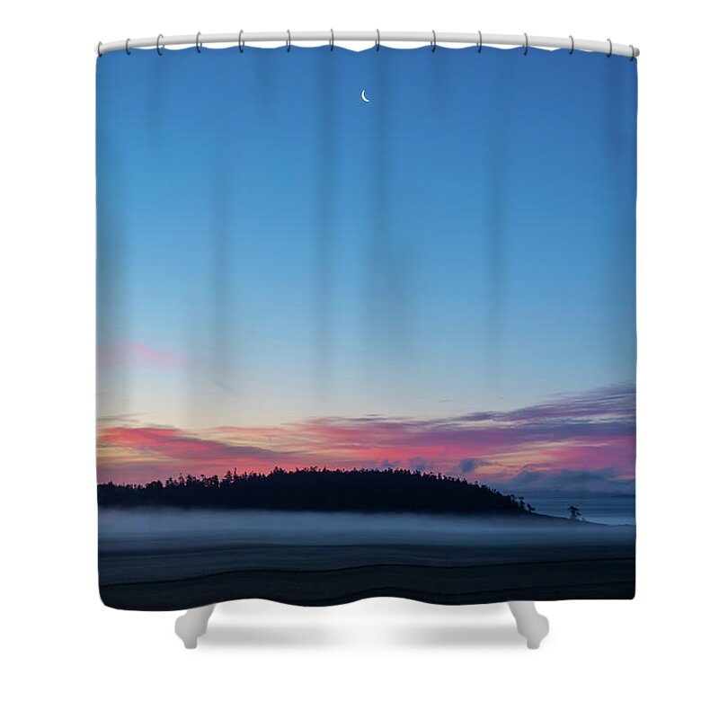  Night Shower Curtain featuring the photograph Sunrise on Ebey's Praire by Leslie Struxness