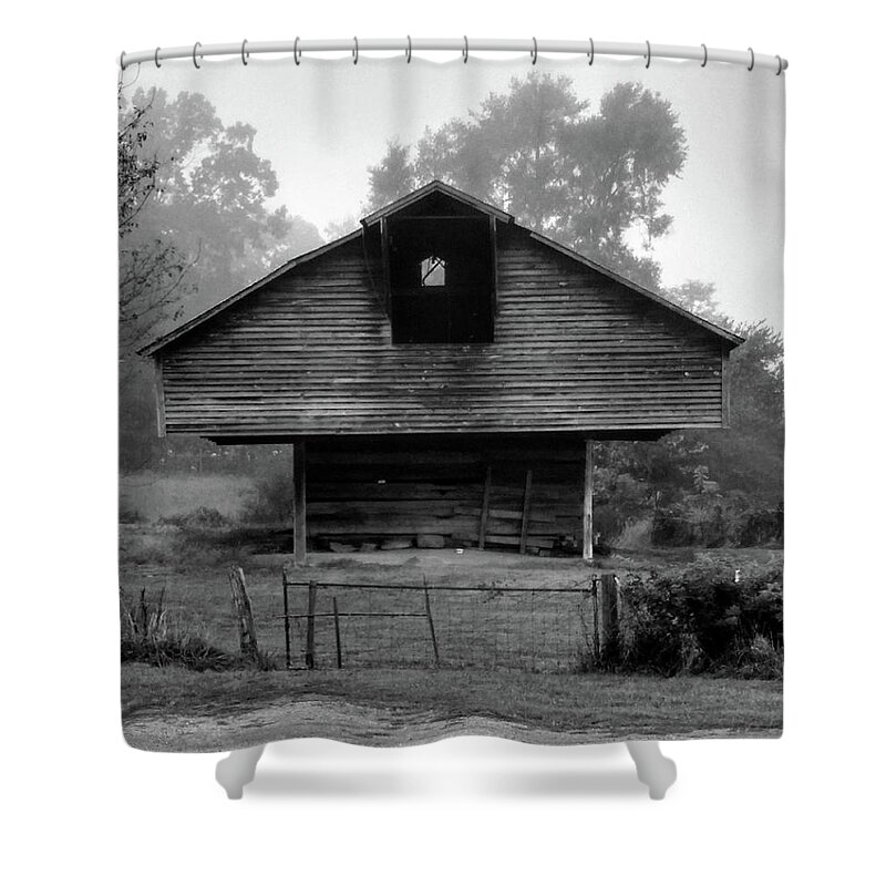 Barn Shower Curtain featuring the photograph Tennessee Barn from the past by Kim Galluzzo