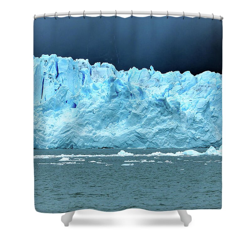 Blue Ice Shower Curtain featuring the photograph The Elegance of Mother Nature by Leslie Struxness