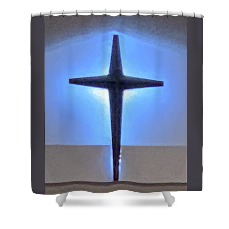 Cross Shower Curtain featuring the photograph The Glow of Peace by Lee Darnell