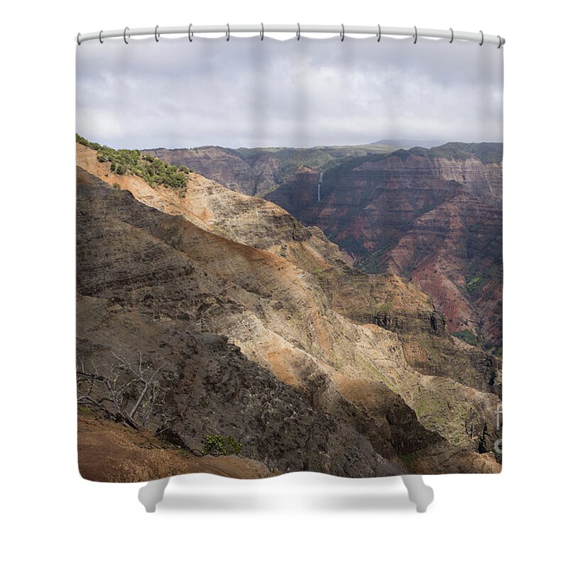 Waimea Canyon Shower Curtain featuring the photograph The Grand Canyon of the Pacific by Eva Lechner
