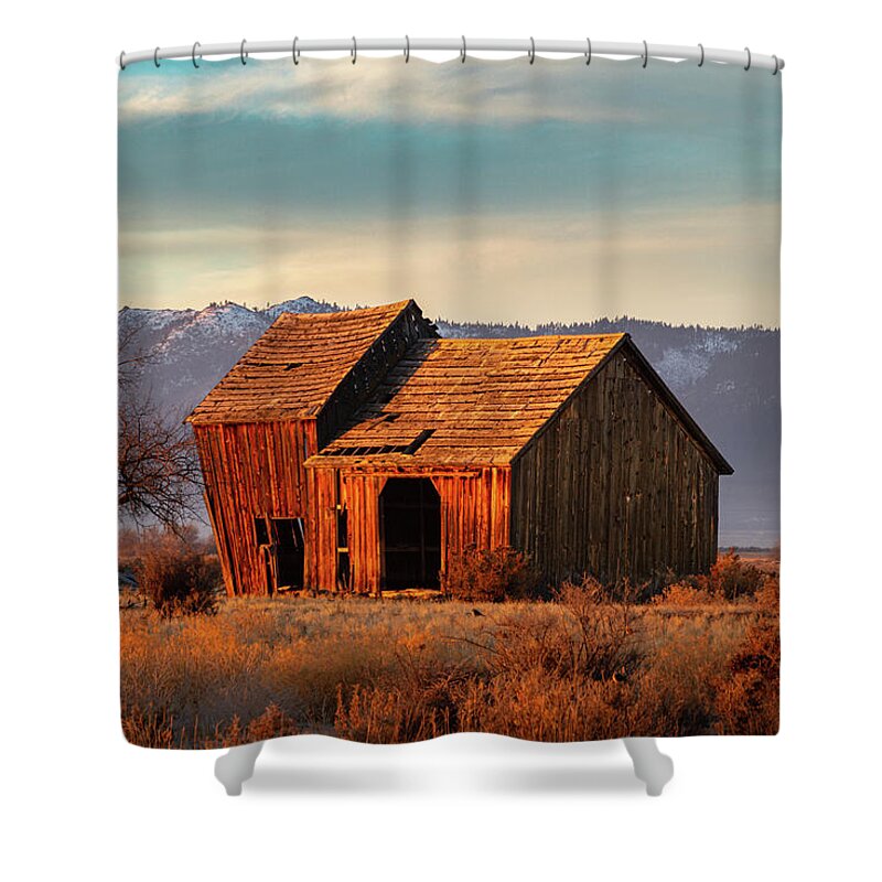 Abandoned Shower Curtain featuring the photograph The Old Barn by Mike Lee