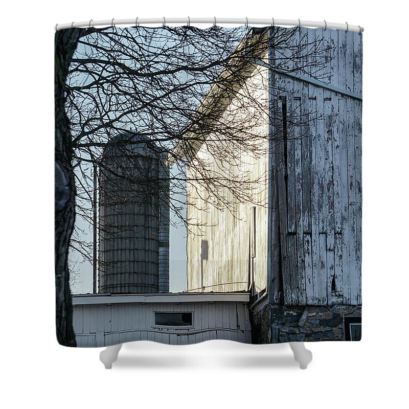 Old Barn Shower Curtain featuring the photograph Timeworn by Tana Reiff
