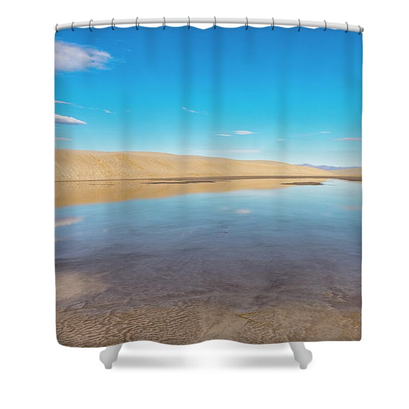 © 2020 Lou Novick All Rights Reversed Shower Curtain featuring the photograph White Sands National Park #12 by Lou Novick