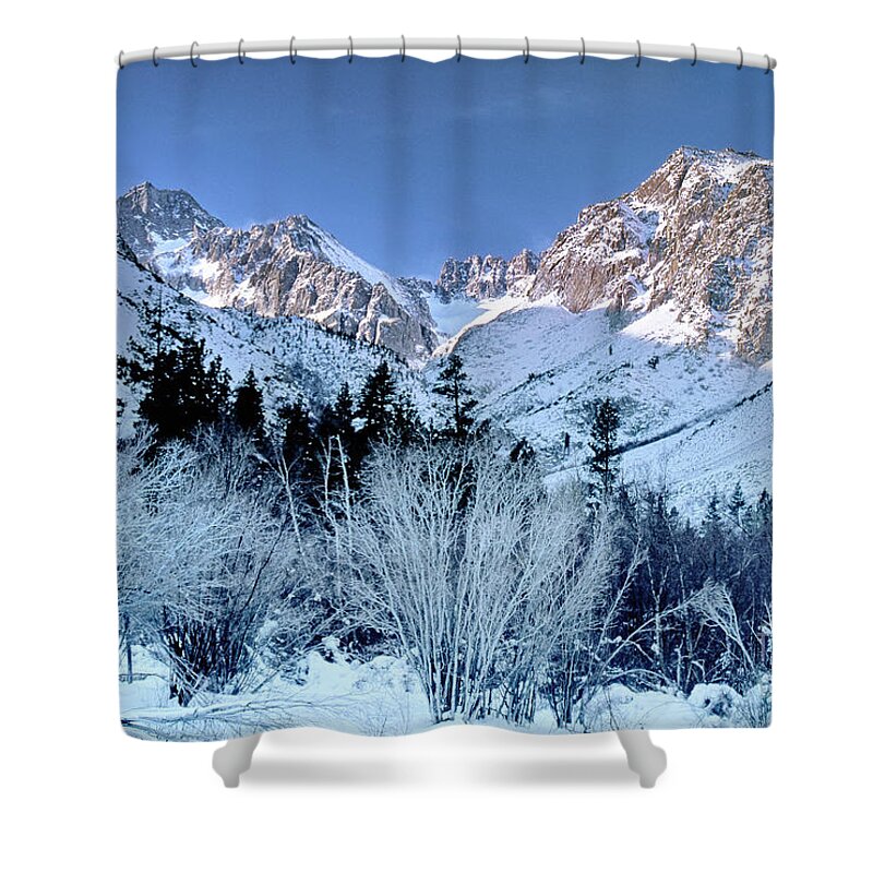 Dave Welling Shower Curtain featuring the photograph Winter Middle Palisades Glacier Eastern Sierras Califo by Dave Welling