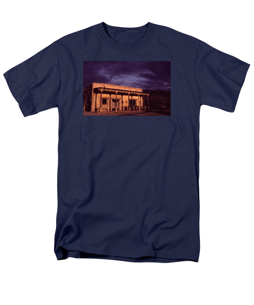 Mexican Cantina Rio Lobo Set Old Tucson Arizona John Wayne The Alamo Late Afternoon Men's T-Shirt (Regular Fit) featuring the photograph Mexican cantina Rio Lobo set Old Tucson Arizona 1971-1980 by David Lee Guss