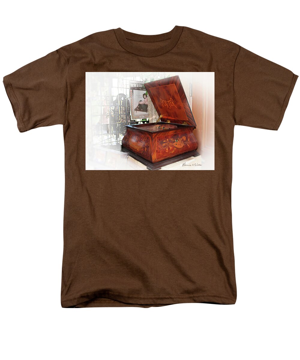 Phonograph Men's T-Shirt (Regular Fit) featuring the digital art Antique Phonograph by Bonnie Willis