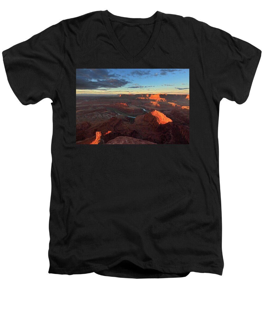 Utah Men's V-Neck T-Shirt featuring the photograph Early Morning at Dead Horse Point #1 by Alan Vance Ley