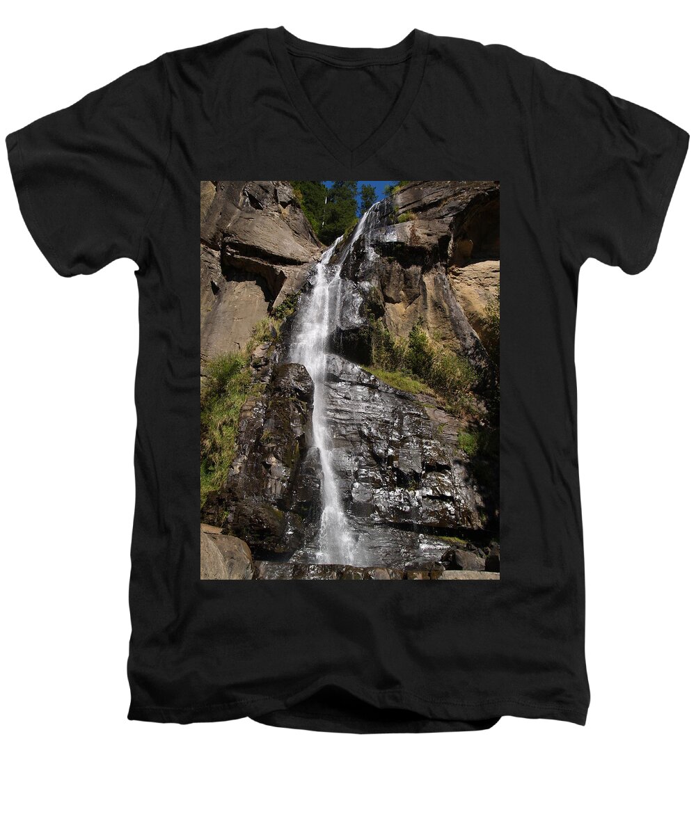 Water Men's V-Neck T-Shirt featuring the photograph Wide Angle shot #1 by Teri Schuster