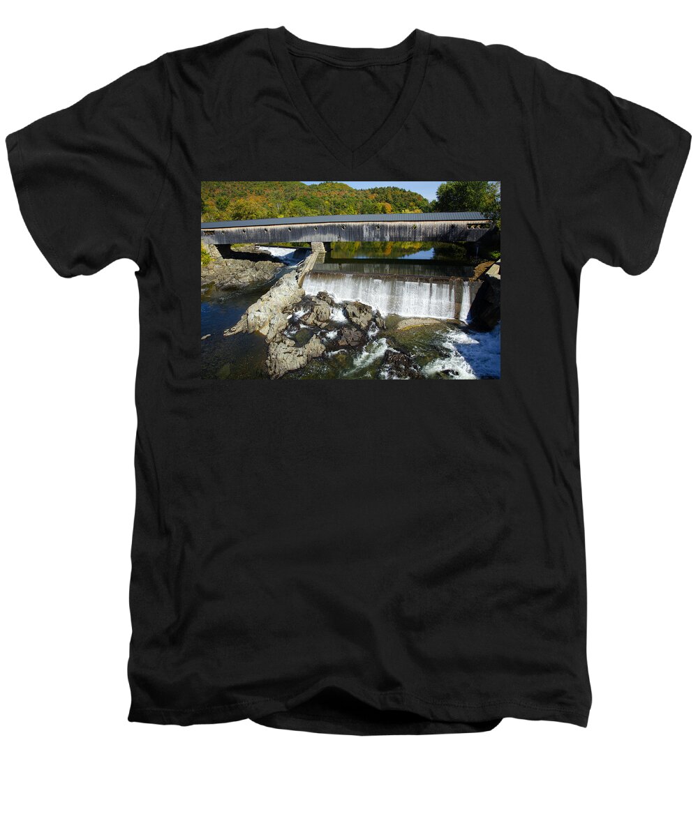 Autumn Men's V-Neck T-Shirt featuring the photograph Bath Haverhill Covered Bridge in Autumn by Donna Doherty