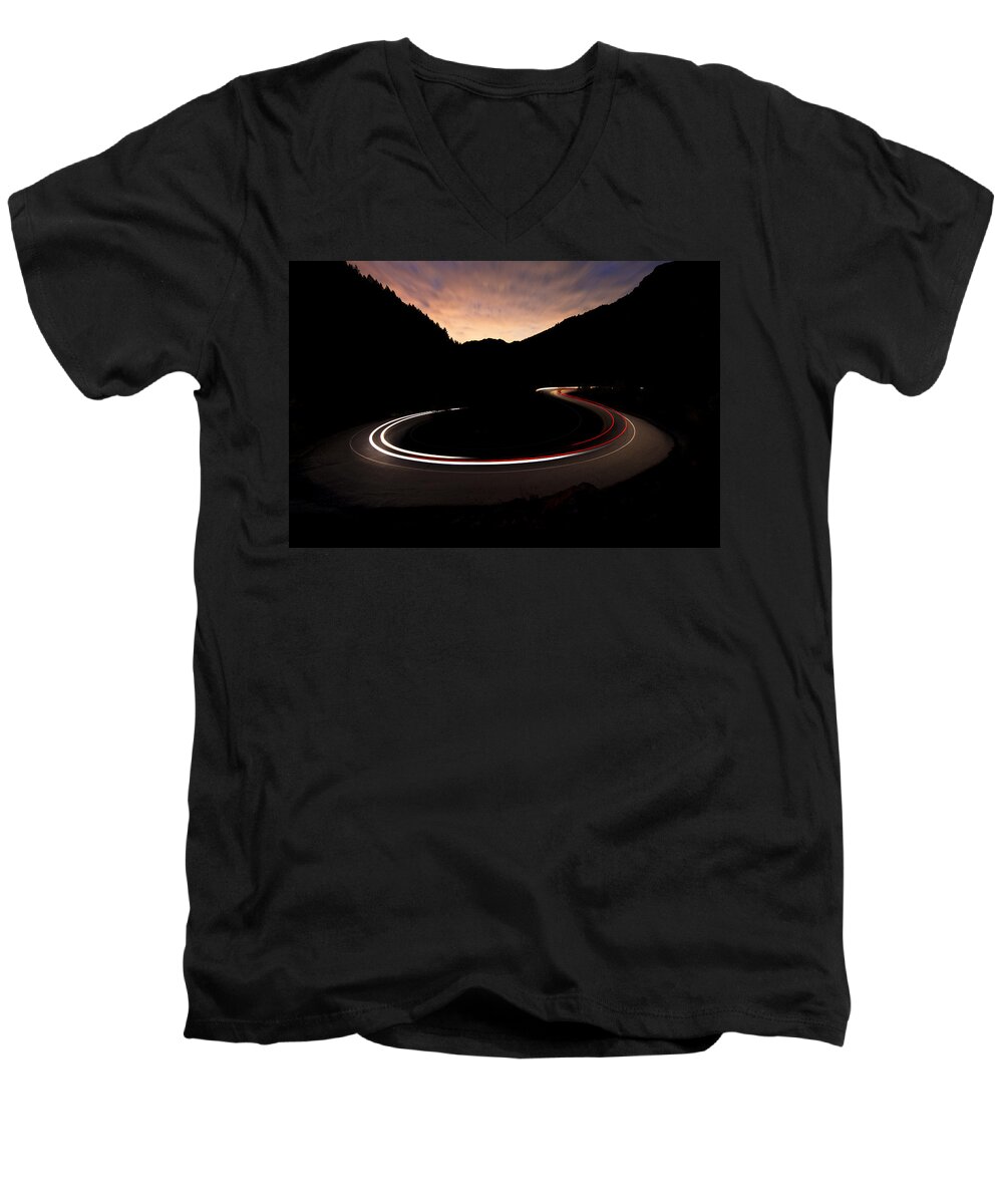 Utah Men's V-Neck T-Shirt featuring the photograph Curve by Dustin LeFevre