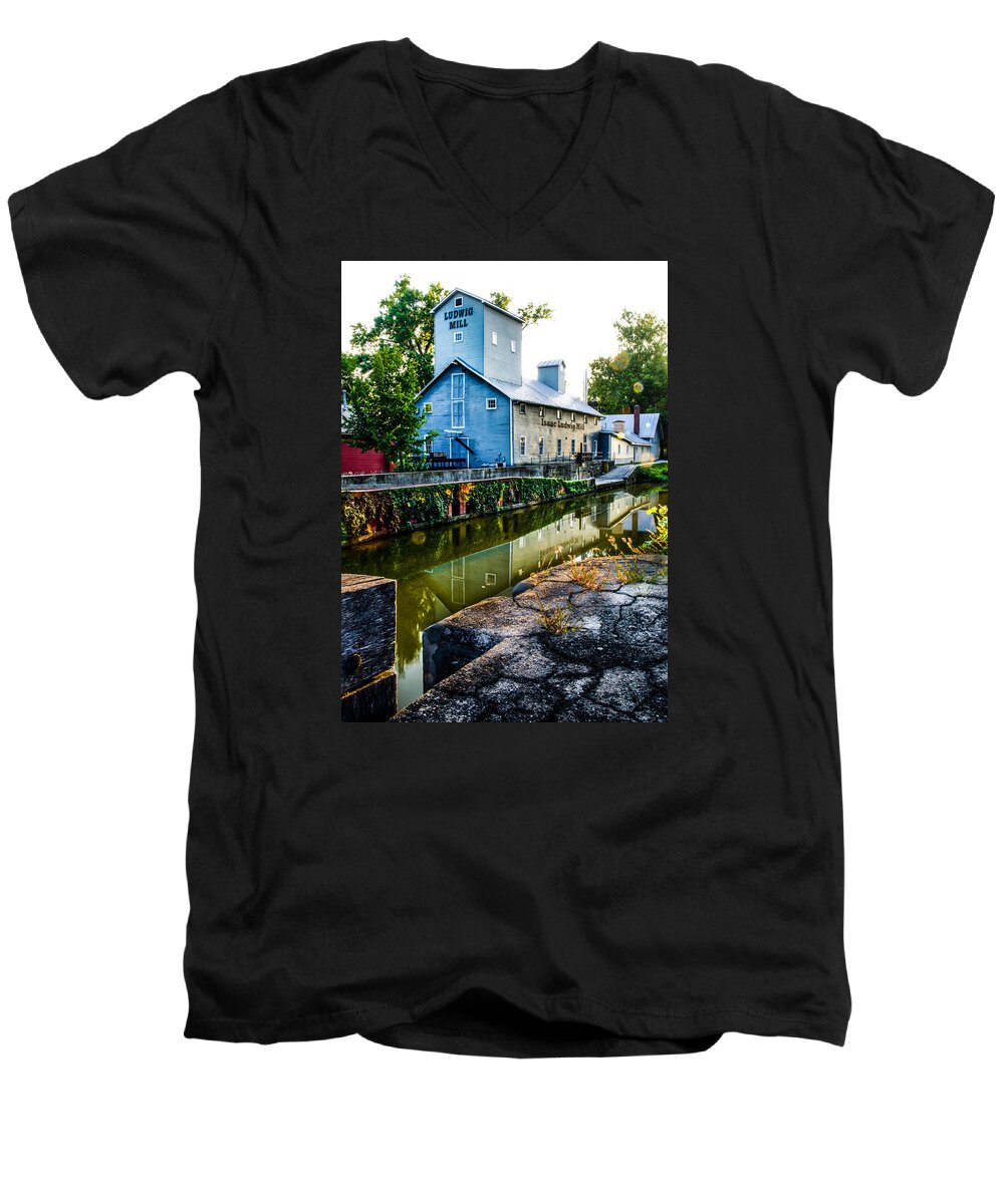 Isaac Ludwigl Men's V-Neck T-Shirt featuring the photograph Isaac Ludwig Mill by Michael Arend