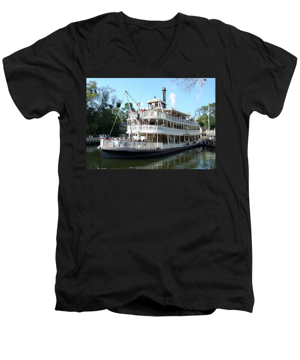 Liberty Square Men's V-Neck T-Shirt featuring the photograph Liberty Riverboat by David Nicholls