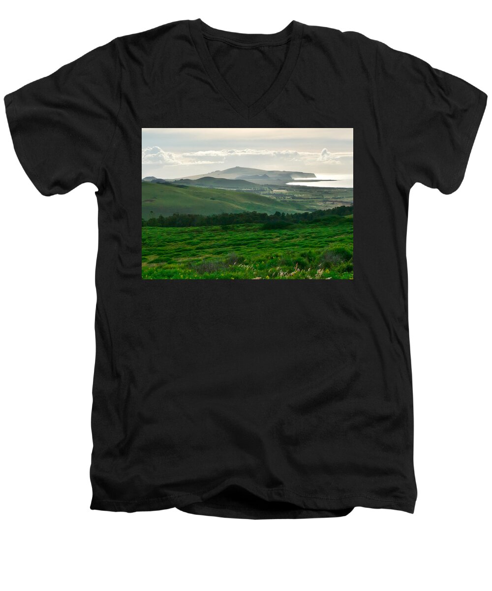 Easter Island Men's V-Neck T-Shirt featuring the photograph Mystic Morning by Kent Nancollas