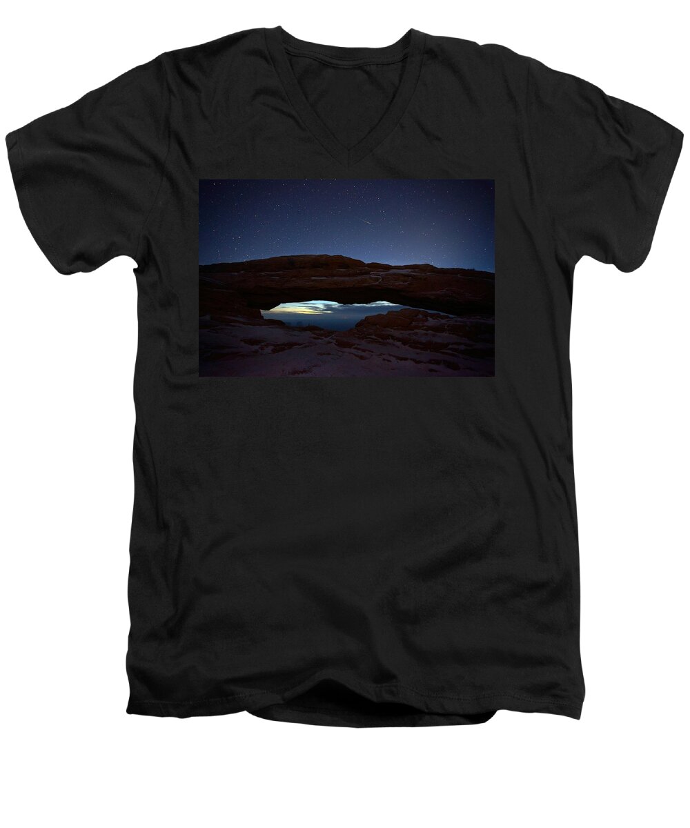 Americas Best Idea Men's V-Neck T-Shirt featuring the photograph Over the Arch by David Andersen