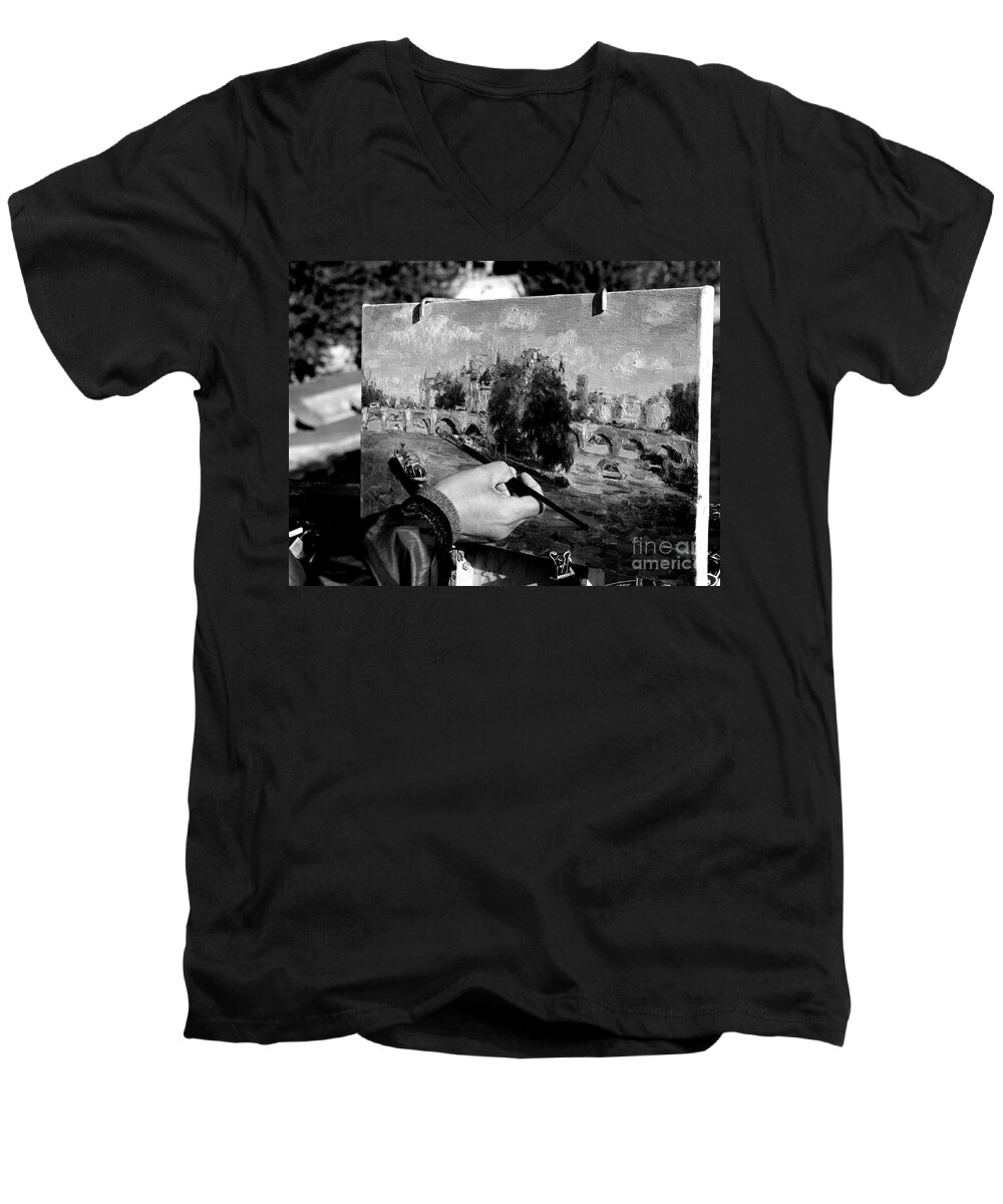 Artist Men's V-Neck T-Shirt featuring the photograph Pic...k The Artist by Donato Iannuzzi