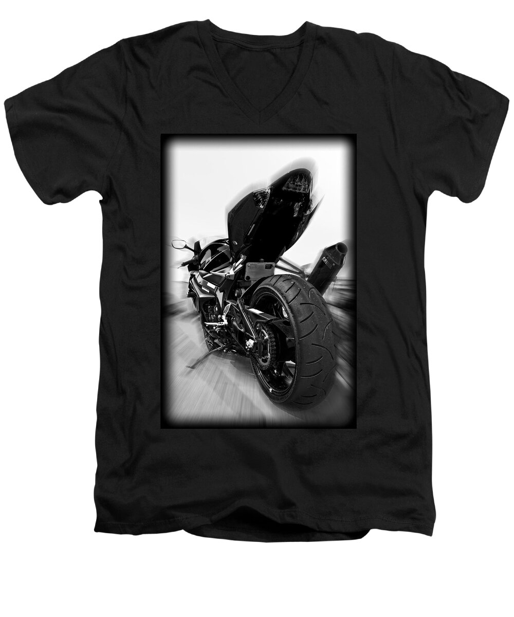 Suzuki Men's V-Neck T-Shirt featuring the photograph Zoomed GSXR by Ricky Barnard