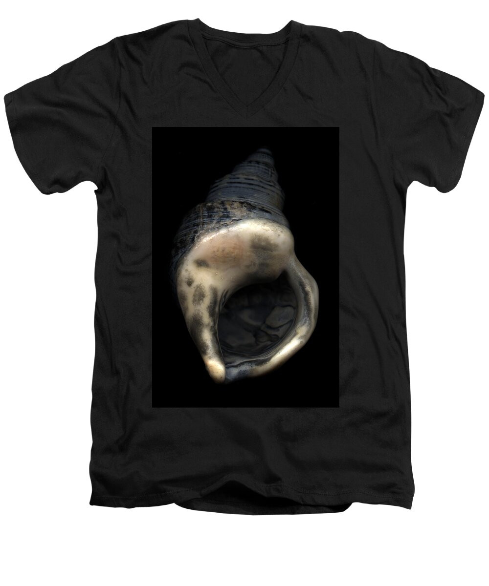Scan Men's V-Neck T-Shirt featuring the photograph Blue Shell by David Kleinsasser