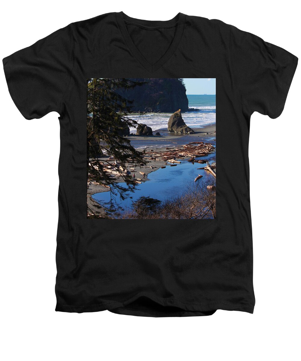 Sea Men's V-Neck T-Shirt featuring the photograph Ruby Beach III by Jeanette C Landstrom