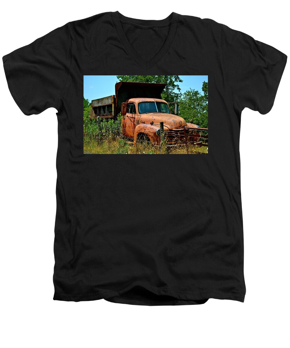 Landscape Men's V-Neck T-Shirt featuring the photograph Vintage Old Time Truck by Peggy Franz