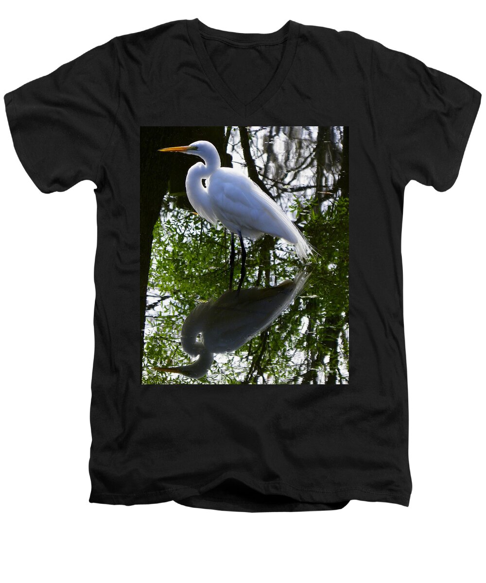 Bird Men's V-Neck T-Shirt featuring the photograph Yin and Yang by Judy Wanamaker