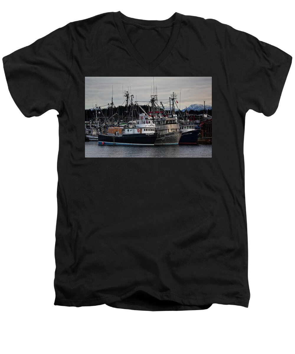 Discovery Harbour Men's V-Neck T-Shirt featuring the photograph Discovery Harbour by Randy Hall